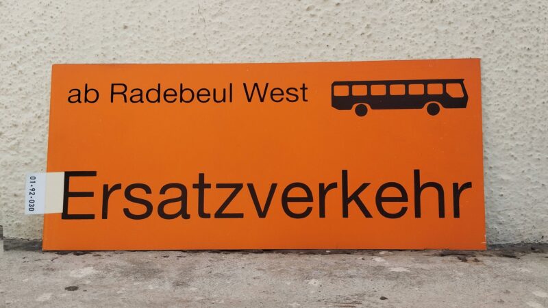 ab Radebeul West [Bus neu] Ersatz­ver­kehr