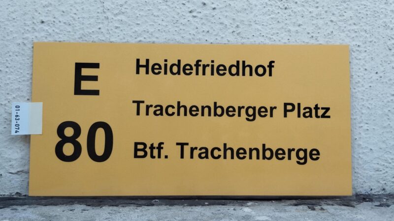 E 80 Hei­de­friedhof – Btf. Tra­chen­berge