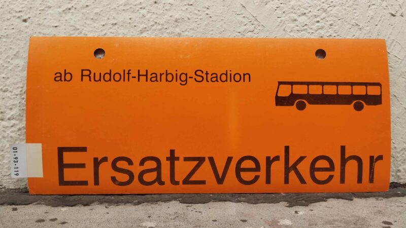 ab Rudolf-Harbig-Stadion [Bus neu] Ersatz­ver­kehr