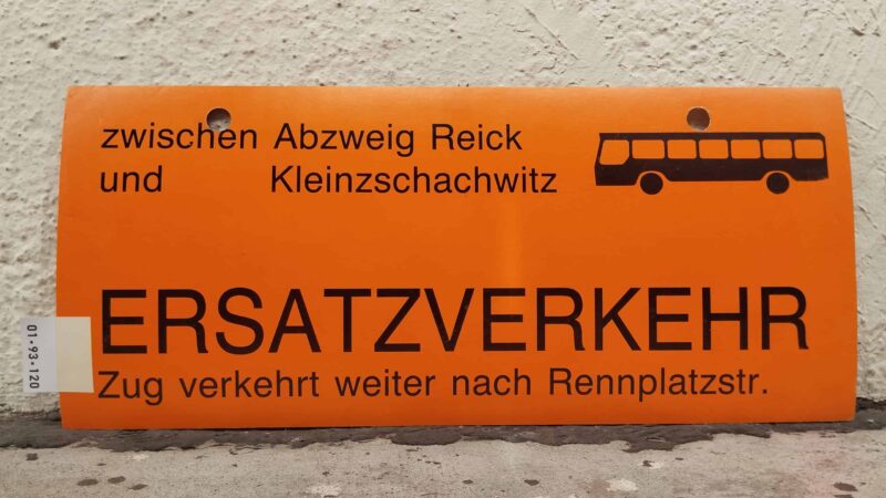 zwischen Abzweig Reick und Klein­zschach­witz [Bus neu] ERSATZVERKEHR Zug verkehrt weiter nach Renn­platzstr.