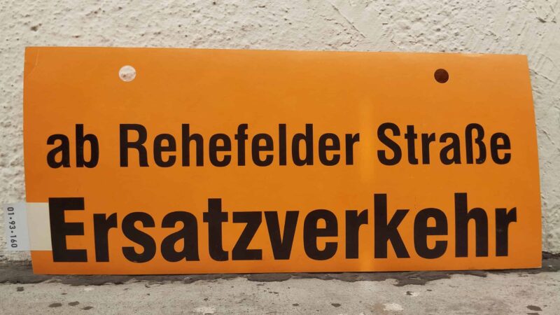 ab Rehe­felder Straße Ersatz­ver­kehr