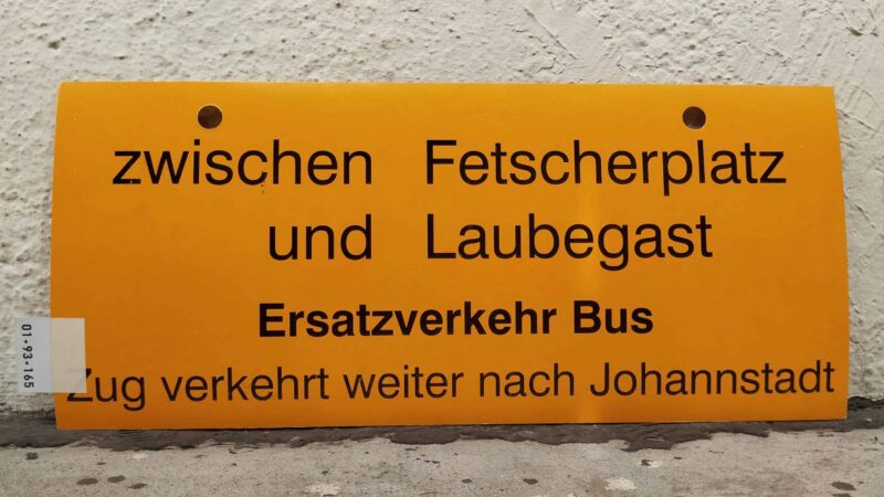 zwischen Fet­scher­platz und Laubegast Ersatz­ver­kehr Bus Zug verkehrt weiter nach Johann­stadt