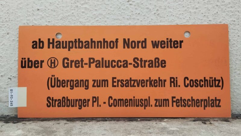 ab Haupt­bahnhof Nord weiter über [Hst.] Gret-Palucca-Straße (Übergang zum Ersatz­ver­kehr Ri. Coschütz) Straß­burger Pl. – Come­ni­uspl. zum Fet­scher­platz