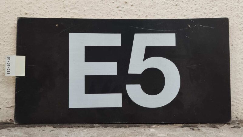 E5 E5