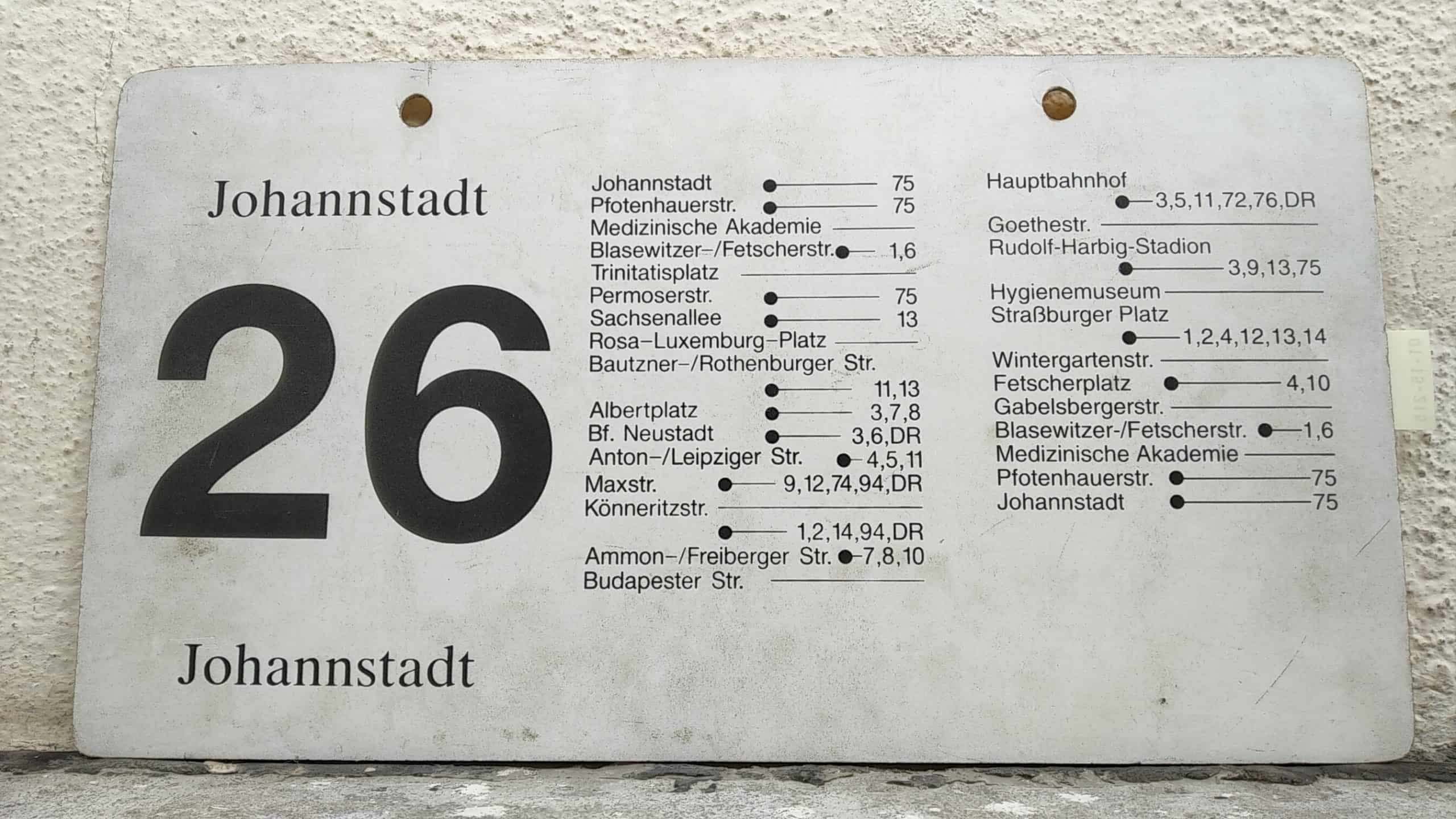 Ein seltenes Straßenbahn-Linienschild aus Dresden für Linie 26 Ringlinie Johannstadt #2