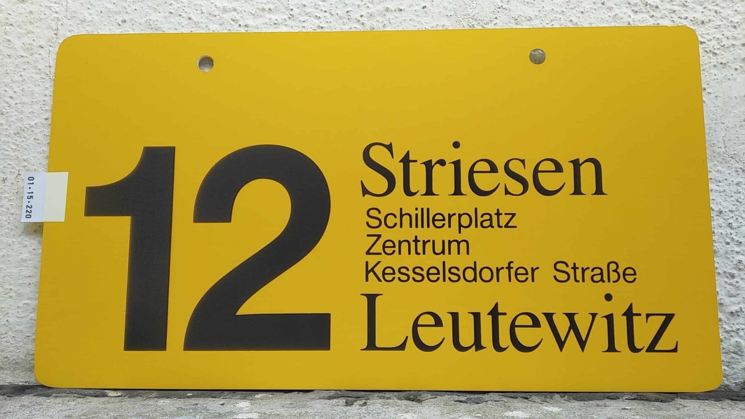 Ein seltenes Straßenbahn-Linienschild aus Dresden der Linie 12 von Striesen nach Leutewitz #1