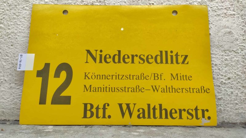 12 Nie­der­sedlitz – Btf. Walt­her­straße