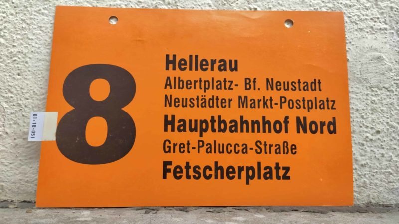 8 Hellerau – Haupt­bahnhof Nord – Fet­scher­platz