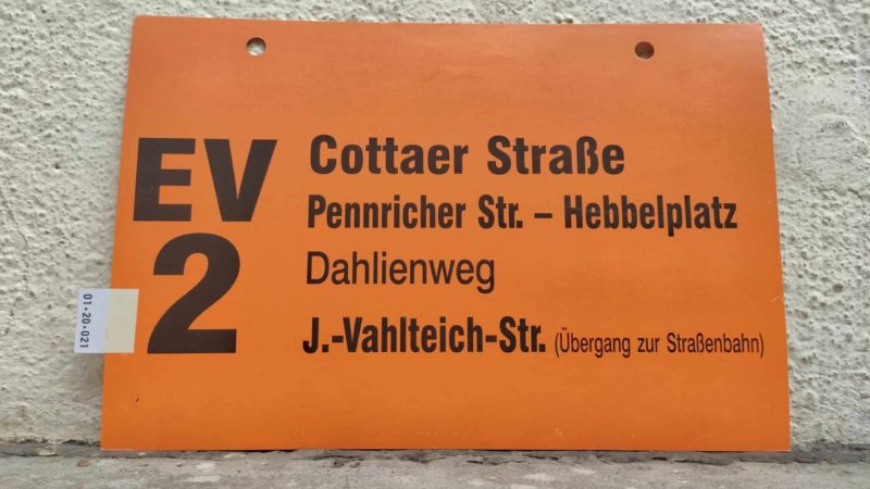 EV 2 Cottaer Straße – J.-Vahlteich-Str. (Übergang zur Stra­ßen­bahn)