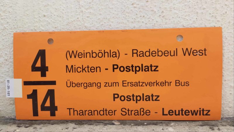 4/​14 (Weinböhle) – Radebeul West – Postplatz Übergang zum Ersatz­ver­kehr Bus – Postplatz – Leutewitz