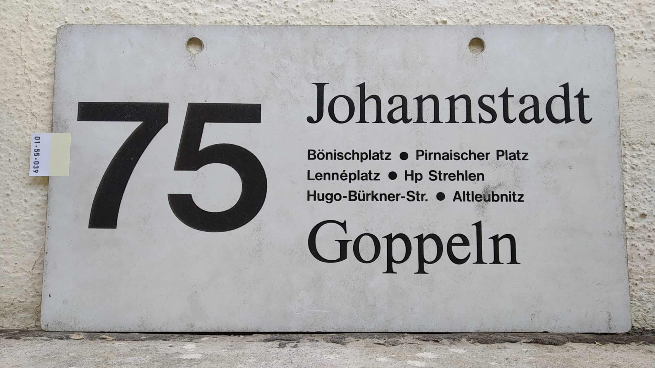 Ein seltenes Bus-Linienschild aus Dresden der Linie 75 von Johannstadt nach Goppeln #1