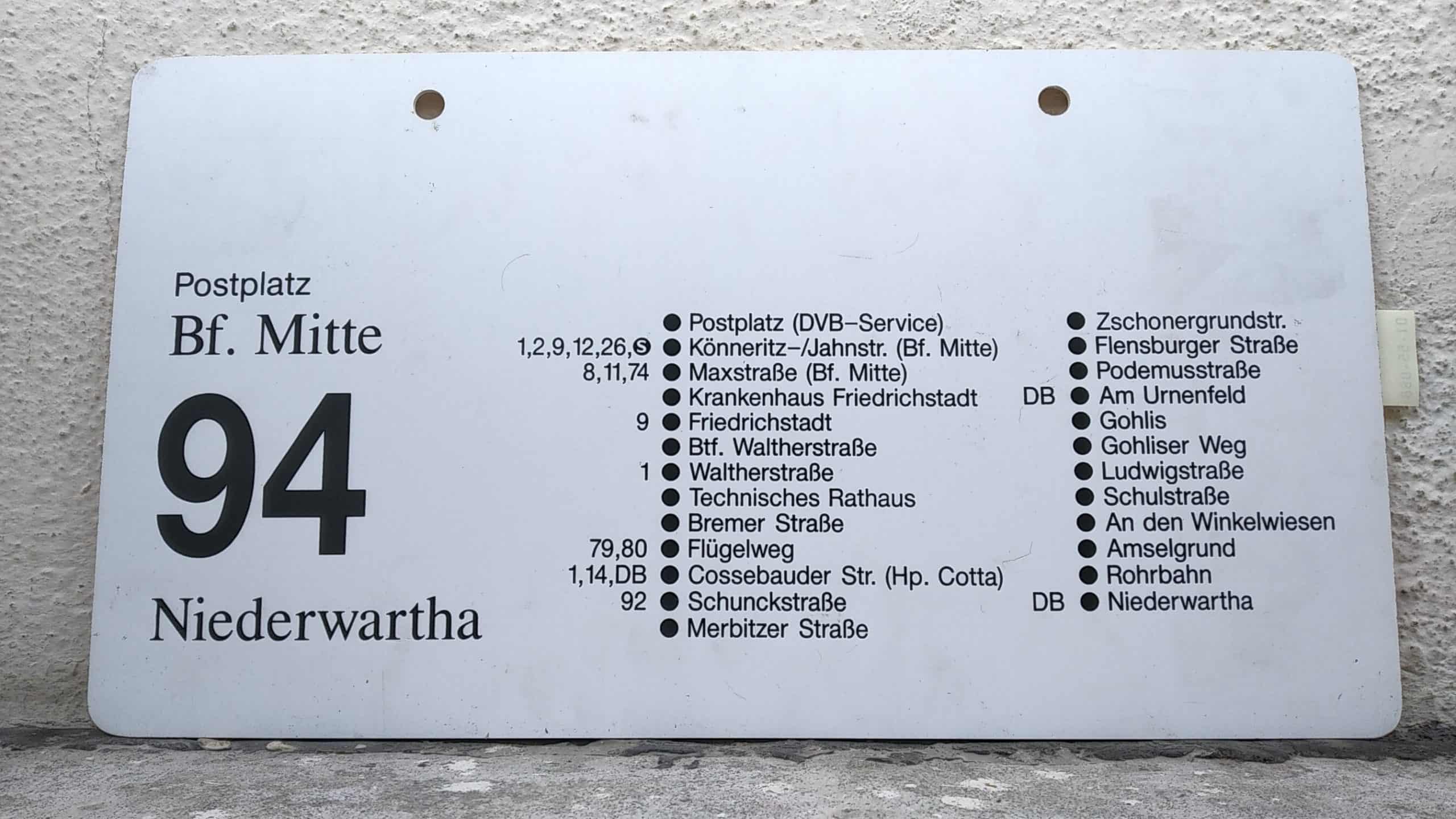 Ein seltenes Bus-Linienschild aus Dresden der Linie 94 von Bf. Mitte nach Niederwartha #2
