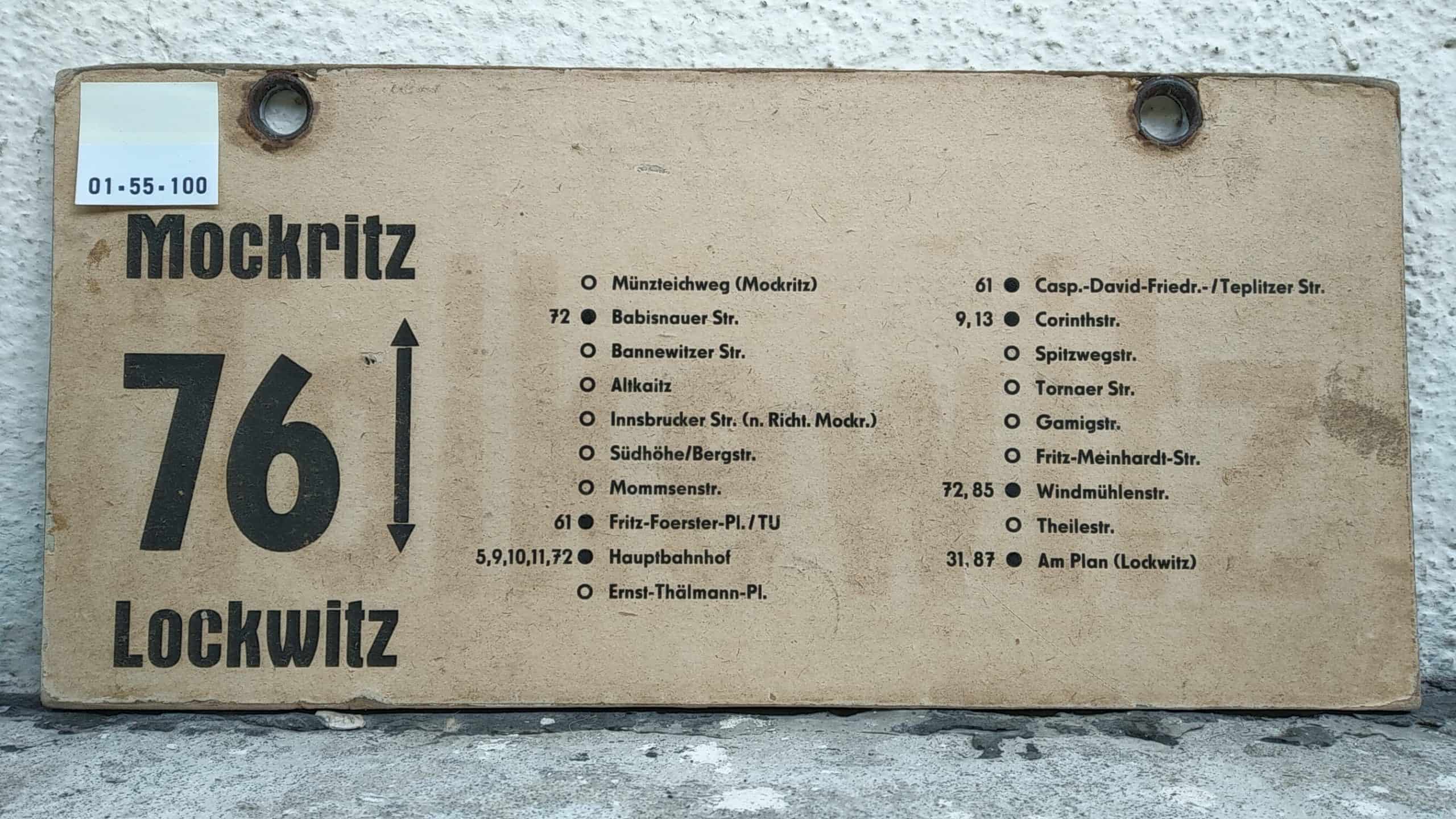 Ein seltenes Bus-Linienschild aus Dresden der Linie 76 von Mockritz nach Lockwitz #2