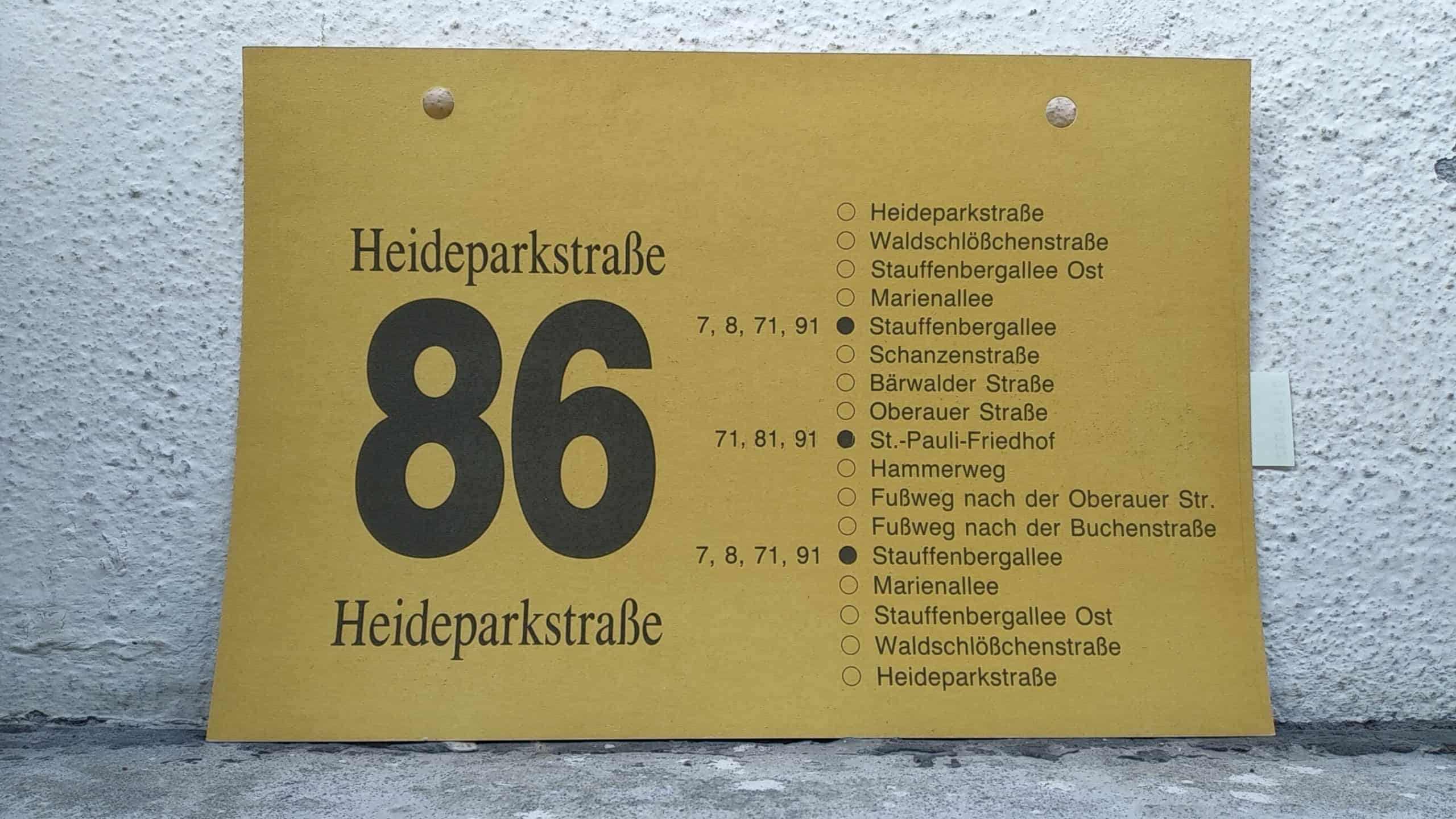 Ein seltenes Bus-Linienschild aus Dresden der Linie 86 von Heideparkstraße nach Heideparkstraße #2