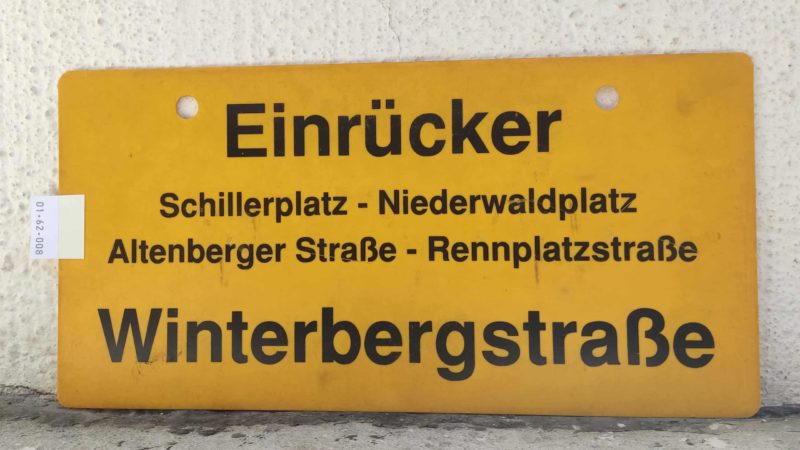 Einrücker Schil­ler­platz – Win­ter­berg­straße