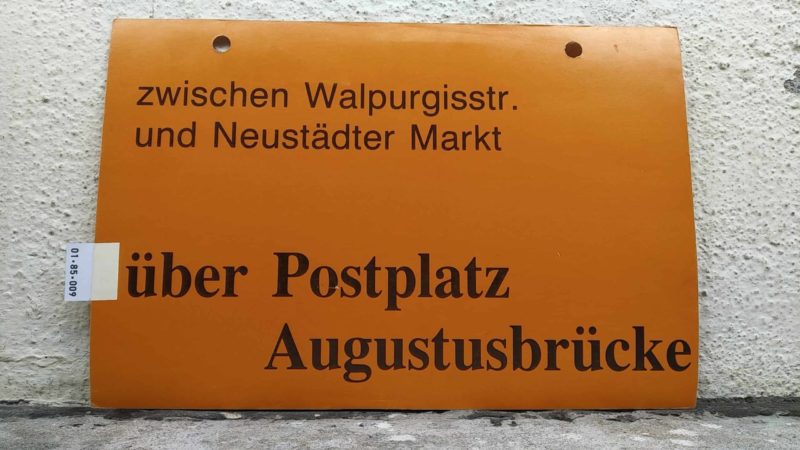 zwischen Wal­pur­gisstr. und Neu­städter Markt über Postplatz Augu­stus­brücke
