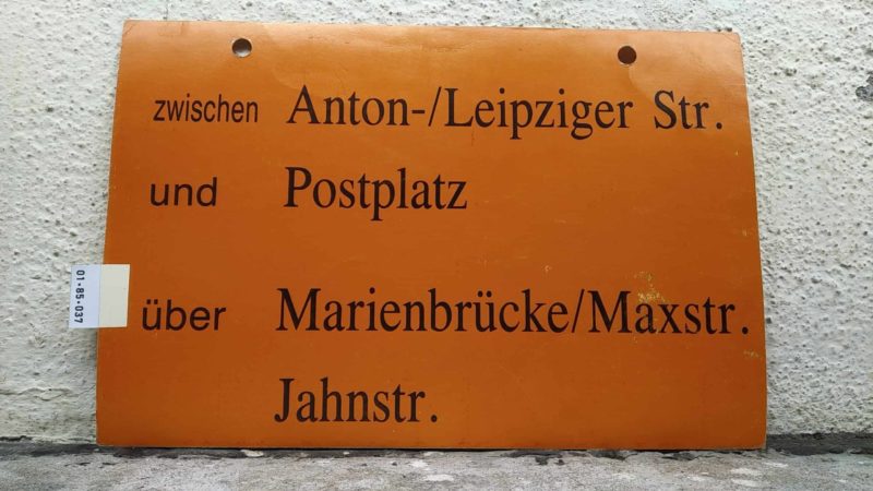 zwischen Anton-/Leip­ziger Str. und Postplatz über Marienbrücke/​Maxstr. Jahnstr.