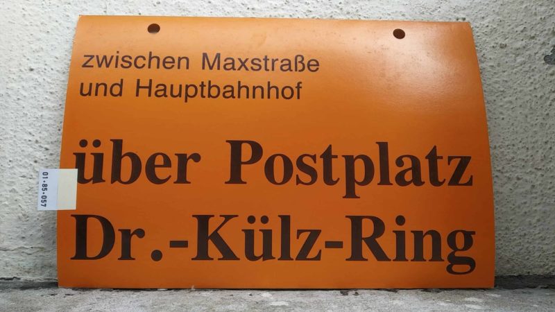 zwischen Maxstraße und Haupt­bahnhof über Postplatz Dr.-Külz-Ring