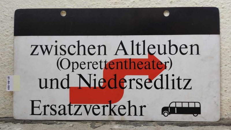 zwischen Altleuben (Ope­ret­ten­theater) und Nie­der­sed­litz Ersatz­ver­kehr [Bus alt]