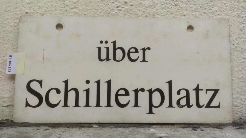 über Schil­ler­platz