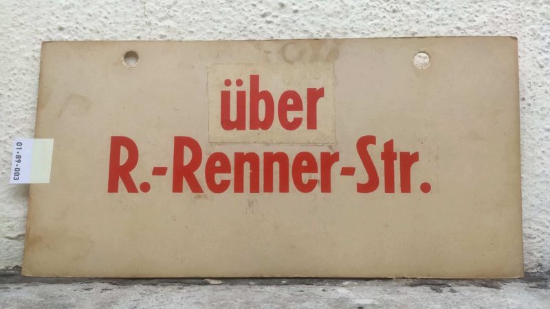 über R.-Renner-Str.