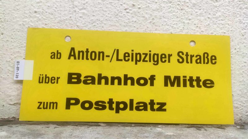 ab Anton-/Leip­ziger Straße über Bahnhof Mitte zum Postplatz