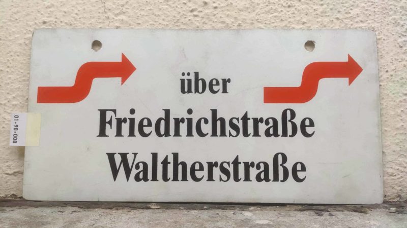 über Fried­rich­straße Walt­her­straße