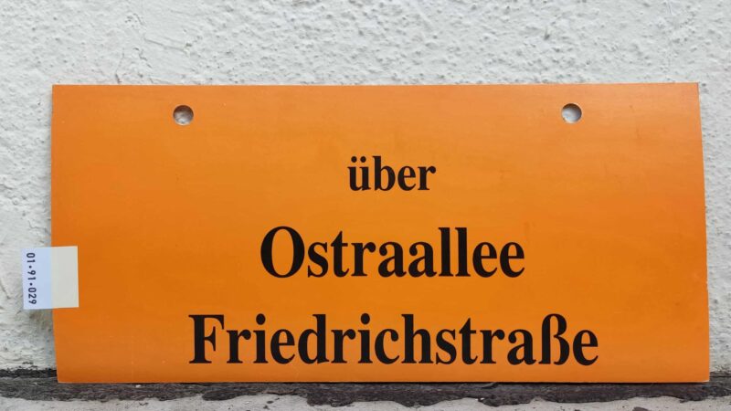 über Ost­r­a­allee Fried­rich­straße