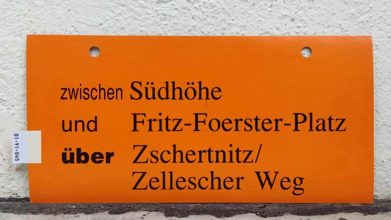 zwischen Südhöhe und Fritz-Foerster-Platz über Zschertnitz/​ Zel­lescher Weg