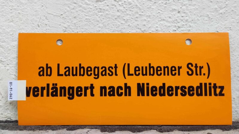 ab Laubegast (Leubener Str.) ver­län­gert nach Nie­der­sedlitz
