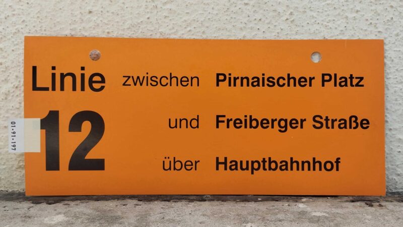 Linie 12 zwischen Pirnai­scher Platz und Frei­berger Straße über Haupt­bahnhof
