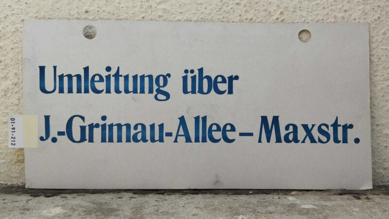 Umleitung über J.-Grimau-Allee – Maxstr.