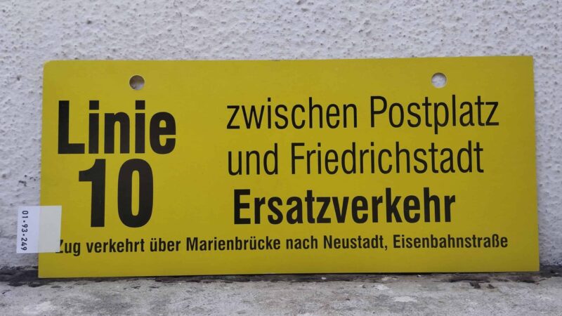 Linie 10 zwischen Postplatz und Fried­rich­stadt Ersatz­ver­kehr Zug verkehrt über Mari­en­brücke nach Neustadt, Eisen­bahn­straße