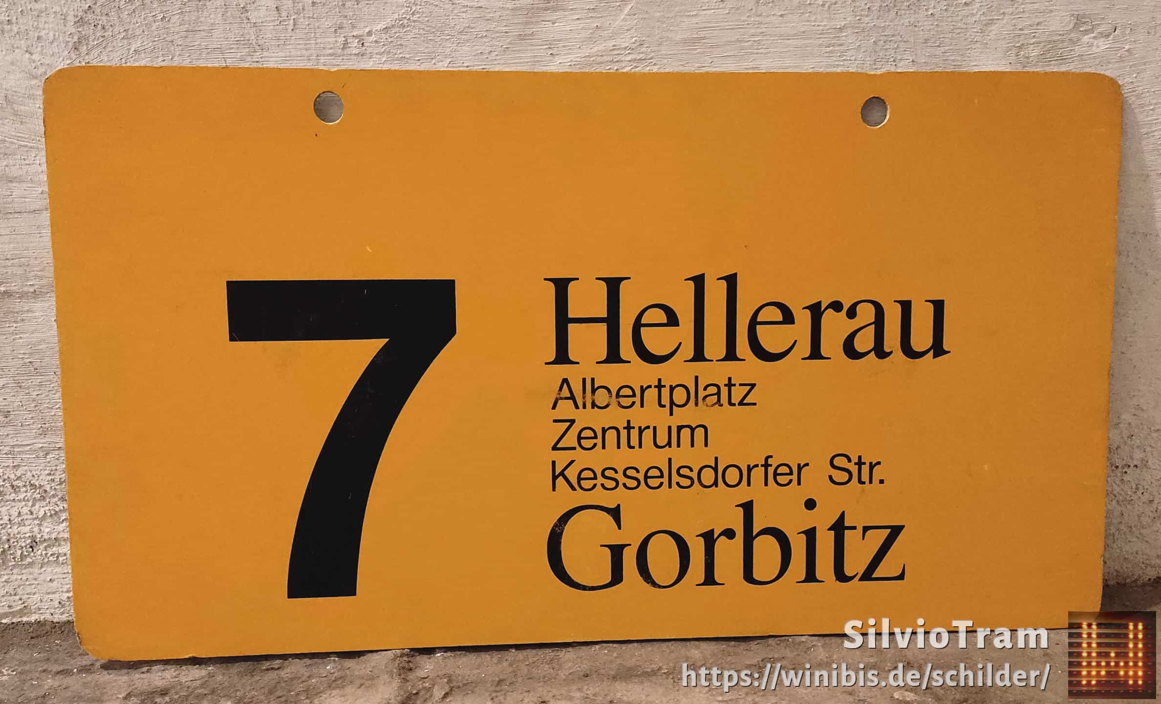 Ein seltenes Straßenbahn-Linienschild aus Dresden der Linie 7 von Hellerau nach Gorbitz #3