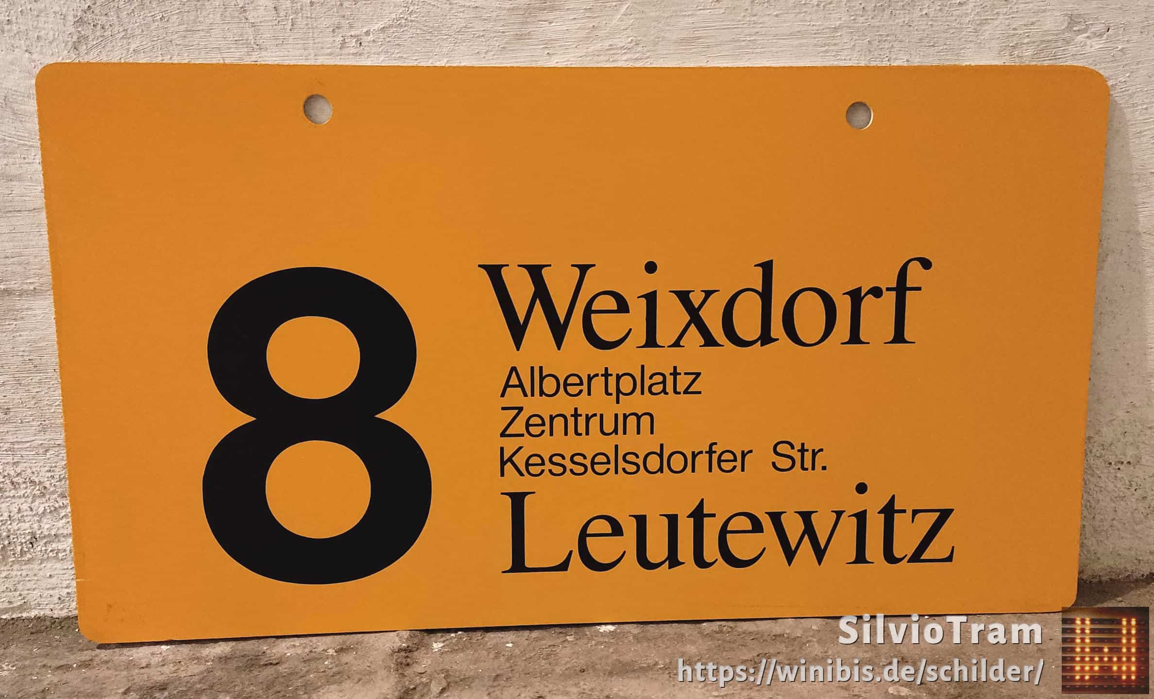 Ein seltenes Straßenbahn-Linienschild aus Dresden der Linie 8 von Weixdorf nach Leutewitz #3