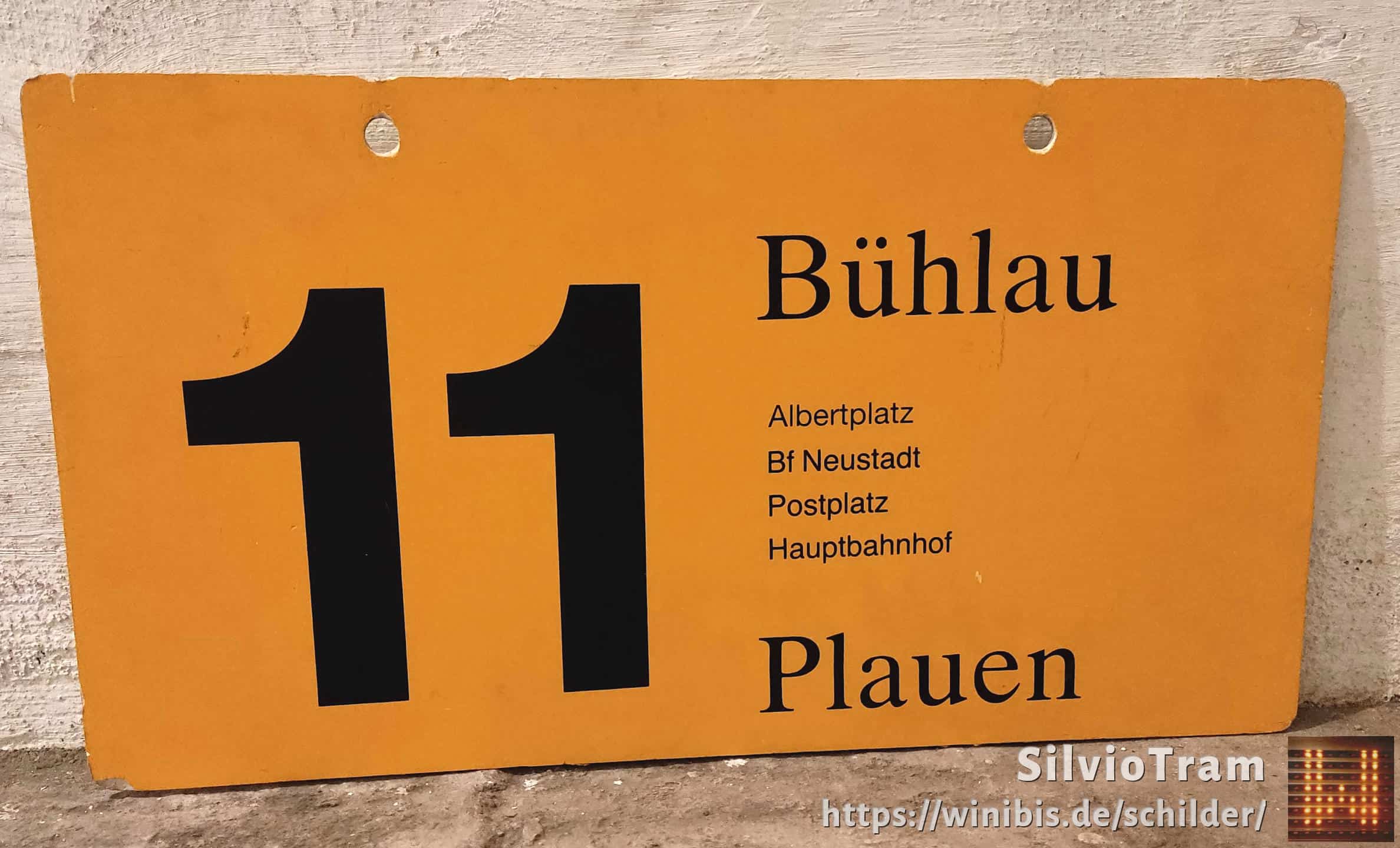 Ein seltenes Straßenbahn-Linienschild aus Dresden der Linie 11 von Bühlau nach Plauen #3