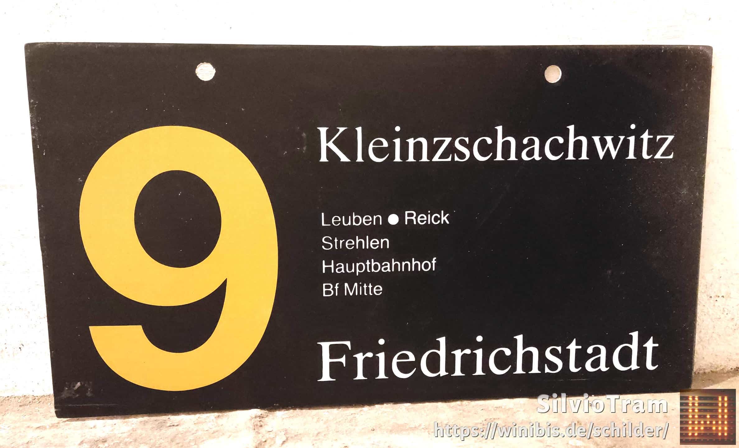 Ein seltenes Straßenbahn-Linienschild aus Dresden der Linie 9 von Kleinzschachwitz nach Friedrichstadt #3