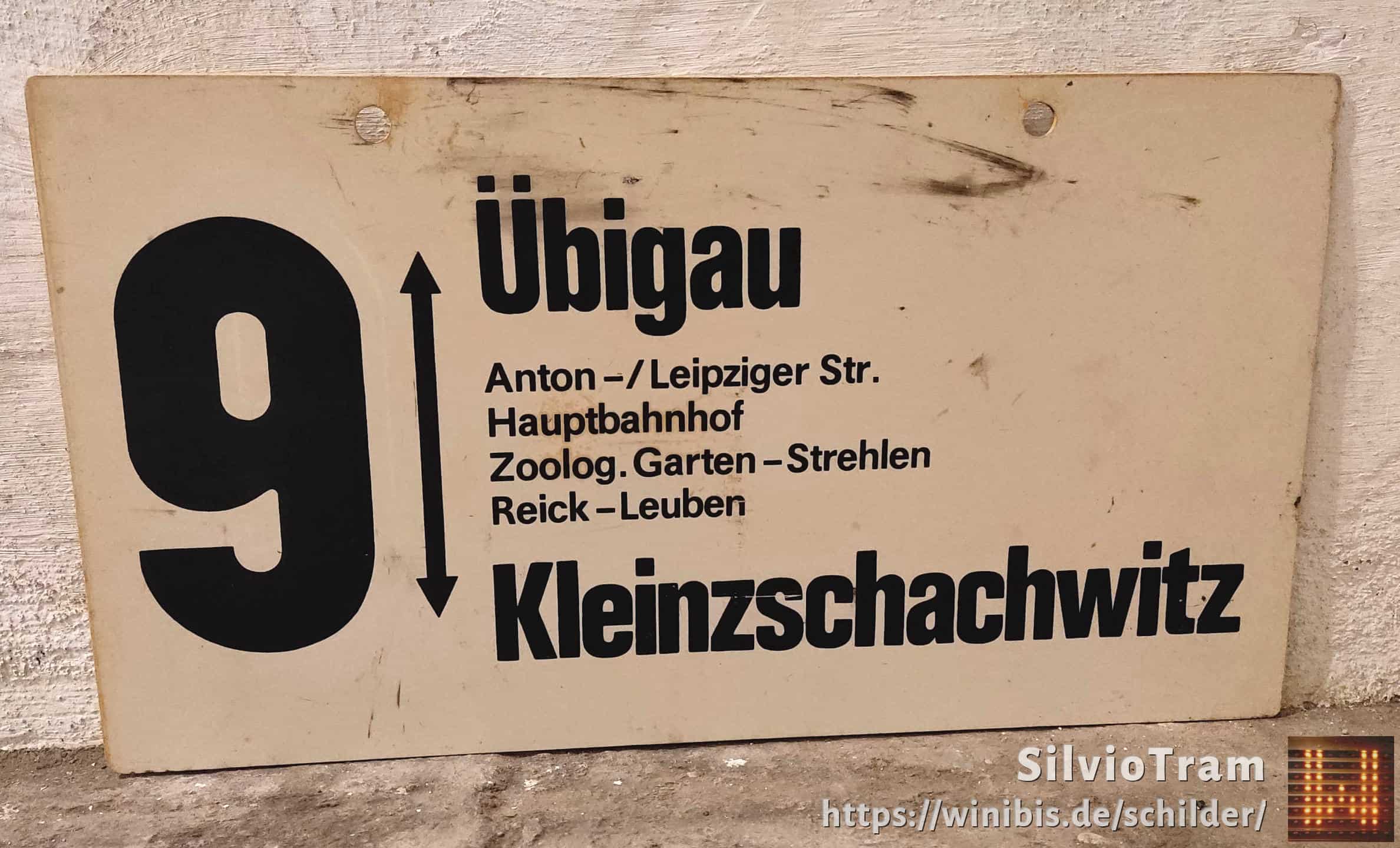 Ein seltenes Straßenbahn-Linienschild aus Dresden der Linie 9 von Übigau nach Kleinzschachwitz #3
