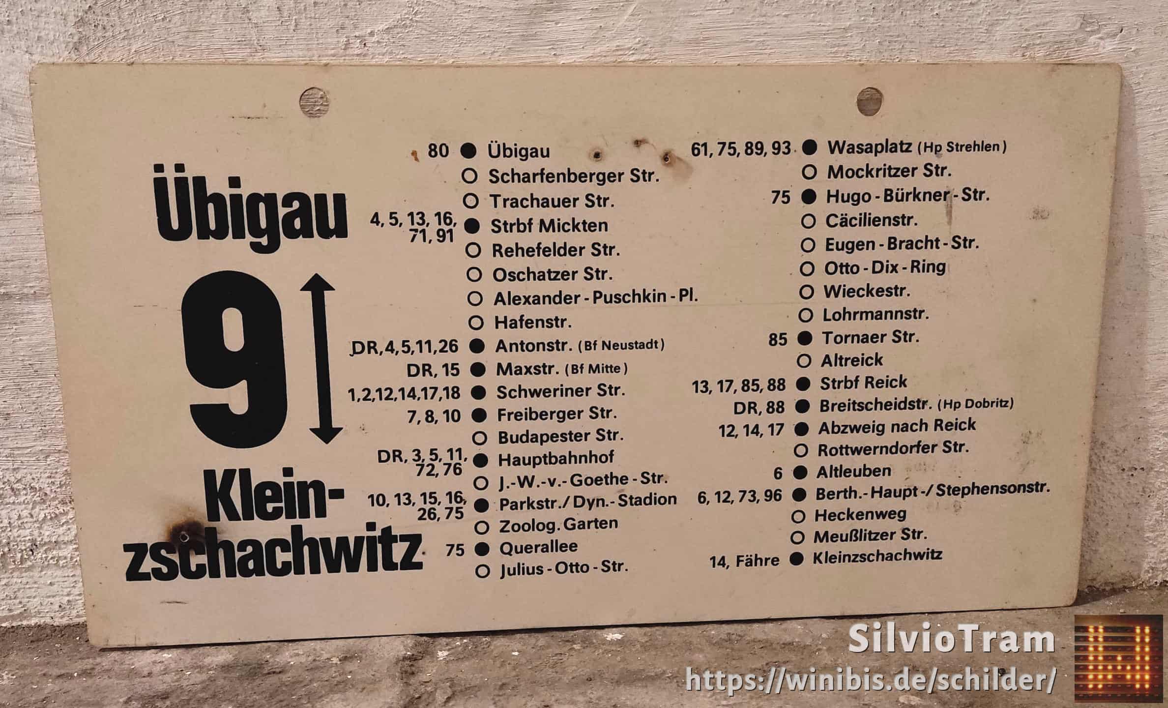 Ein seltenes Straßenbahn-Linienschild aus Dresden der Linie 9 von Übigau nach Kleinzschachwitz #4